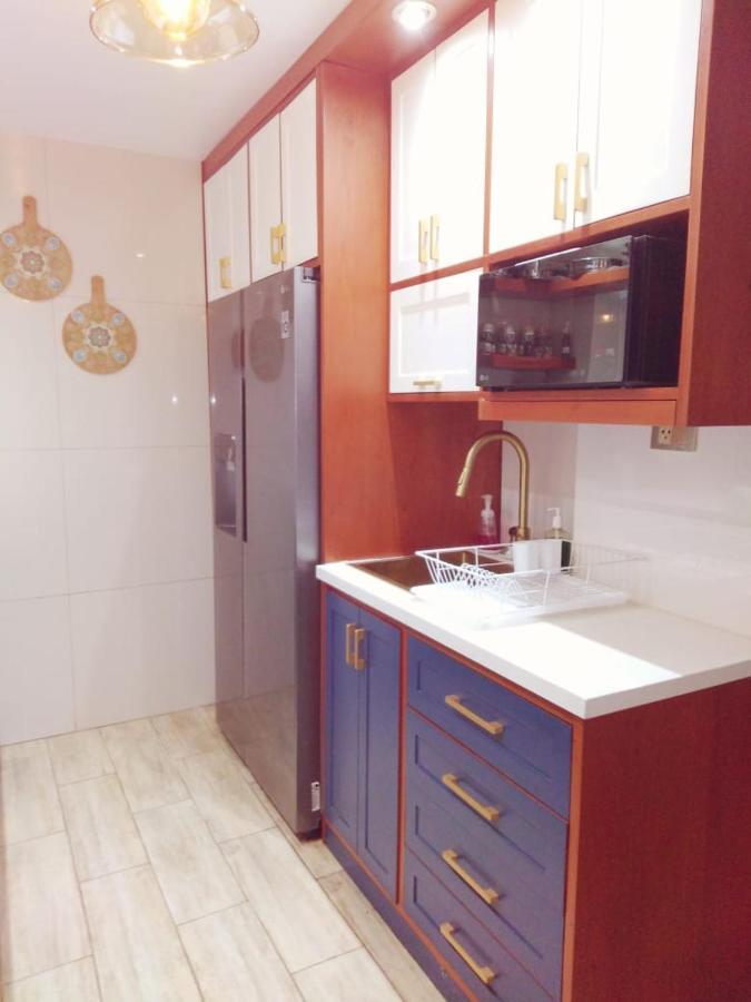 Casa Ramos Salamanca - Airport Pick Up And Drop Off Service - Homestay Lima Buitenkant foto